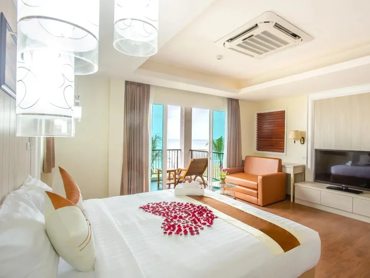 Кхлонг Кхут: Saint Tropez Beach Resort Hotel