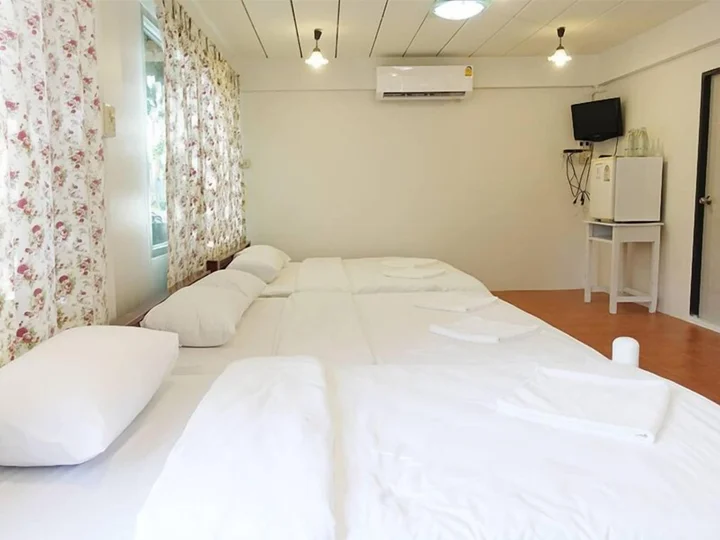 Кхлонг Кхут: Baan Pun Sook