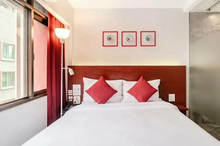 Бангкок: Ruamchitt Plaza Hotel