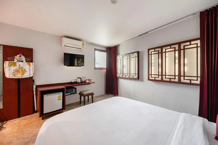 Бангкок: Ruamchitt Plaza Hotel