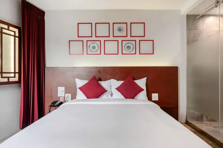 Бангкок: Ruamchitt Plaza Hotel