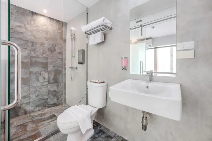 Бангкок: Ruamchitt Plaza Hotel