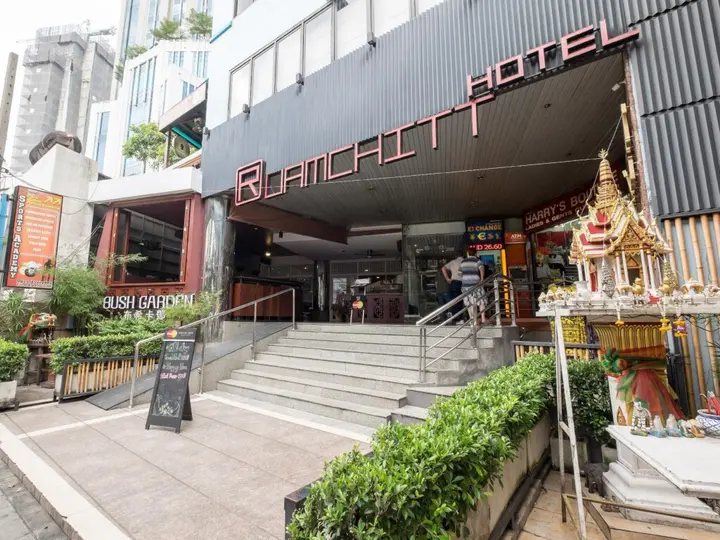 Бангкок: Ruamchitt Plaza Hotel