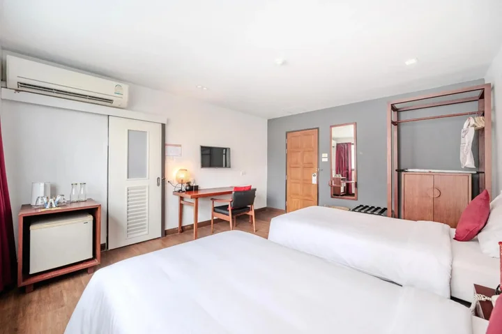Бангкок: Ruamchitt Plaza Hotel