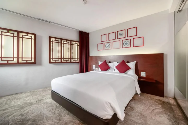 Бангкок: Ruamchitt Plaza Hotel