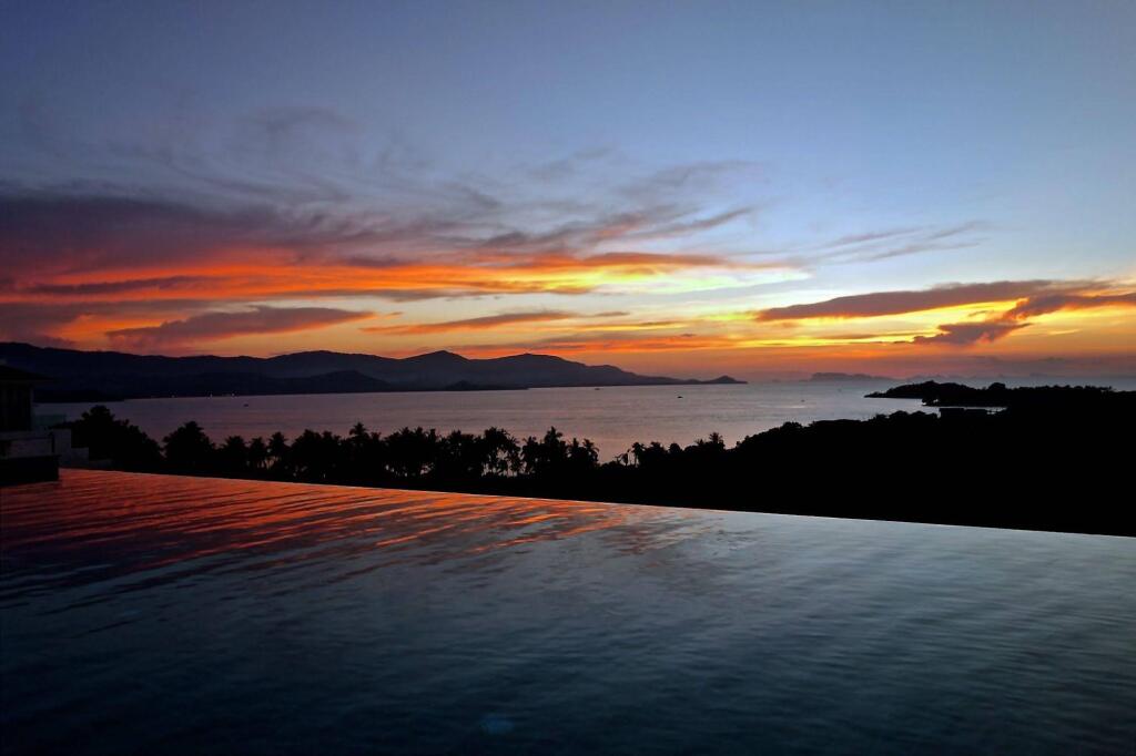 Самуи: RED SKY beach view villa