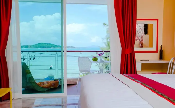 Пхукет: Almali Rawai Beach Residence