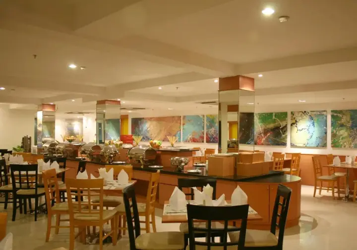 Паттайя: Baron Beach Hotel