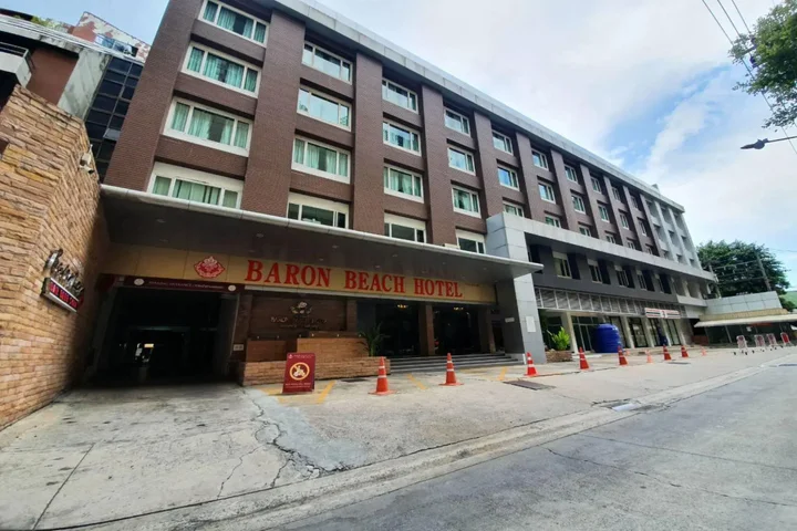 Паттайя: Baron Beach Hotel