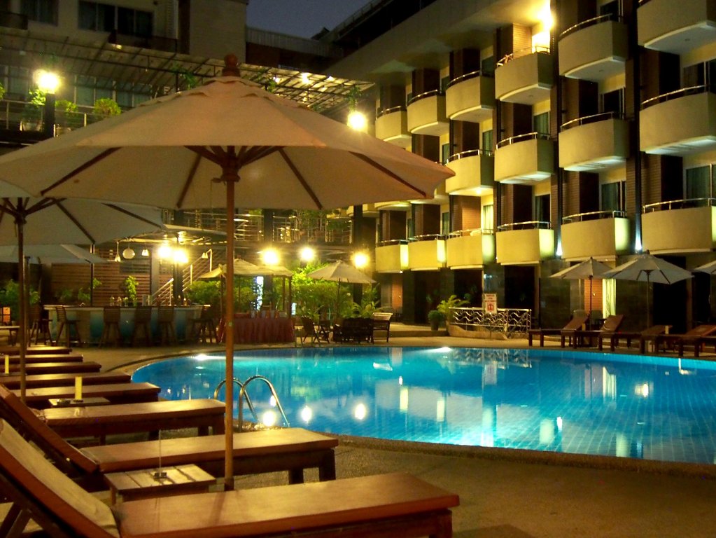 Паттайя: Baron Beach Hotel