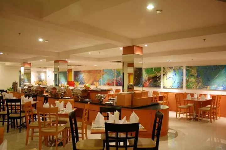 Паттайя: Baron Beach Hotel