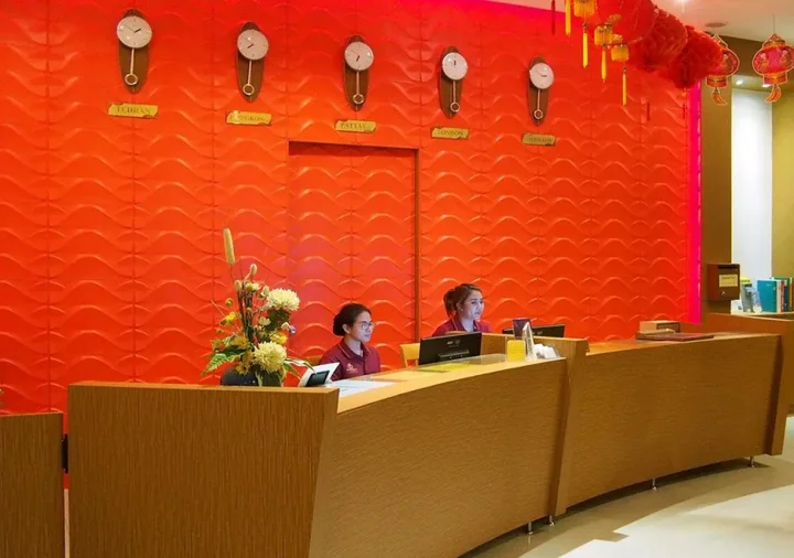Паттайя: Baron Beach Hotel