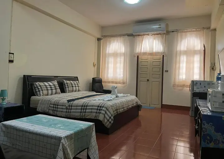 Кату: Sonya Residence
