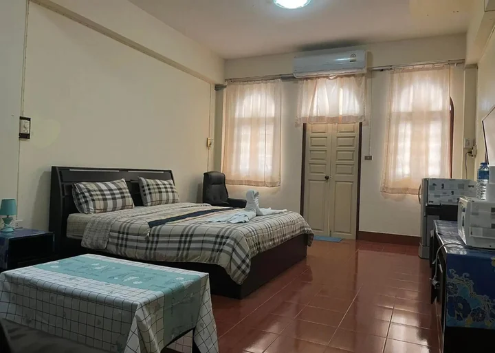 Кату: Sonya Residence