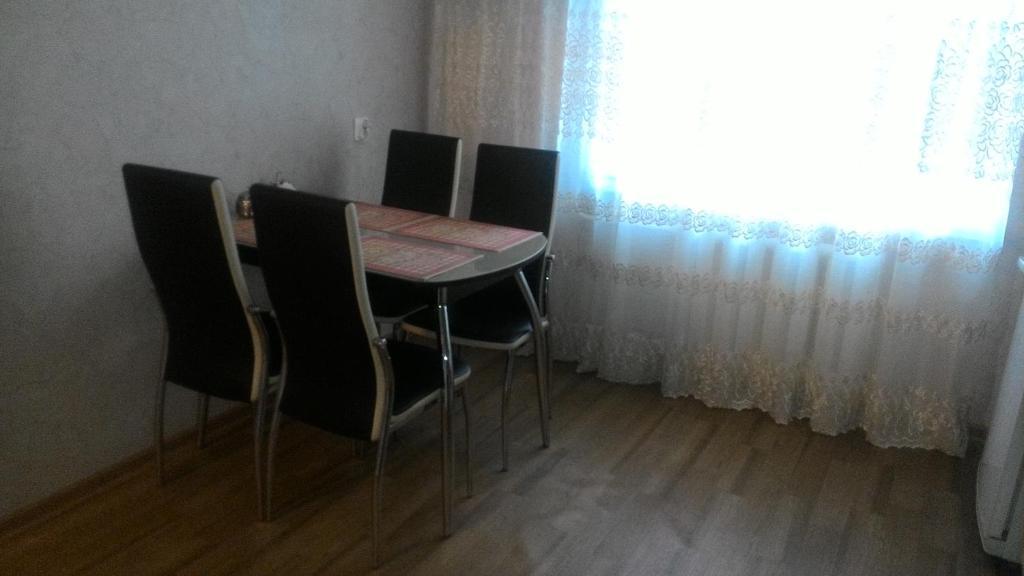 Пенза: Apartment on Kizhevatova 10