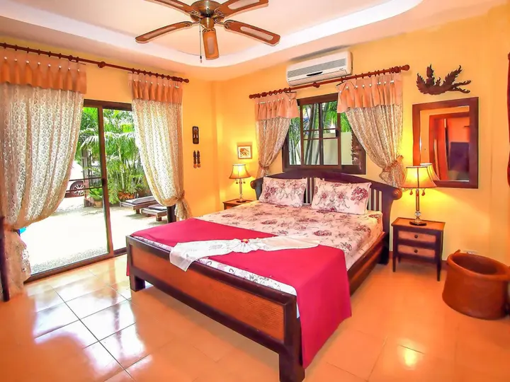 Муанг: Coconut Paradise Villas