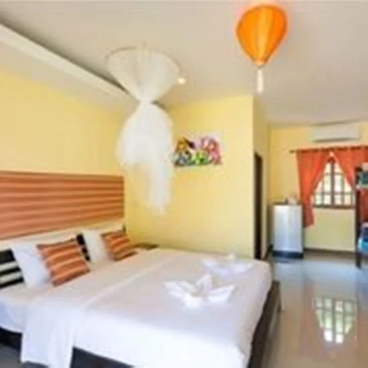 Ланта: Banana Beach Resort