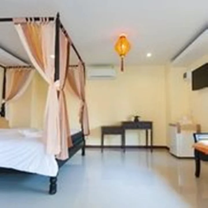 Ланта: Banana Beach Resort