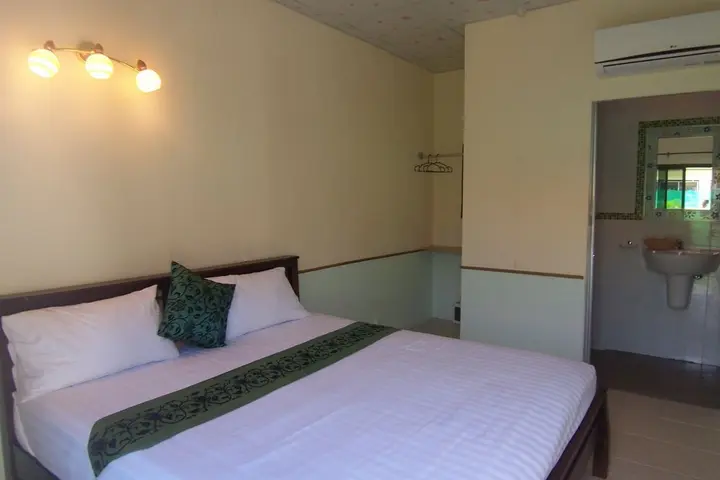 Тхаланг: Airport Overnight Hotel