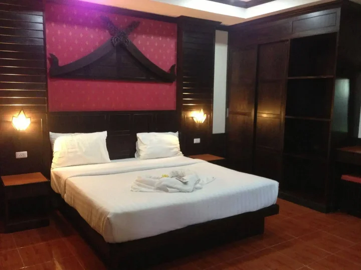 Кату: SK Residence