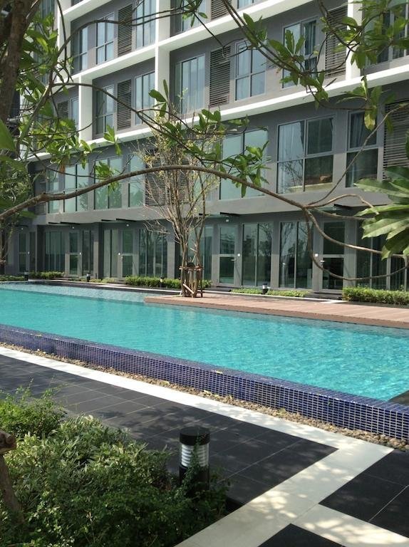 Бангкок: Ideo Mobi Sukhumvit by Jet
