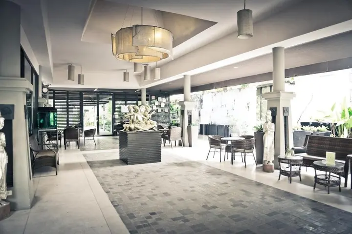 Сирача: Karabuning Resort and Residence