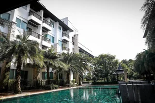 Сирача: Karabuning Resort and Residence