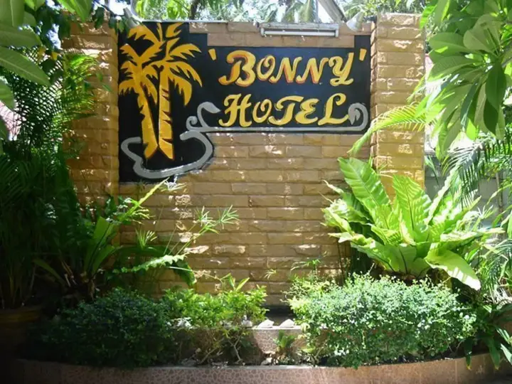 Самуи: Bonny Hotel