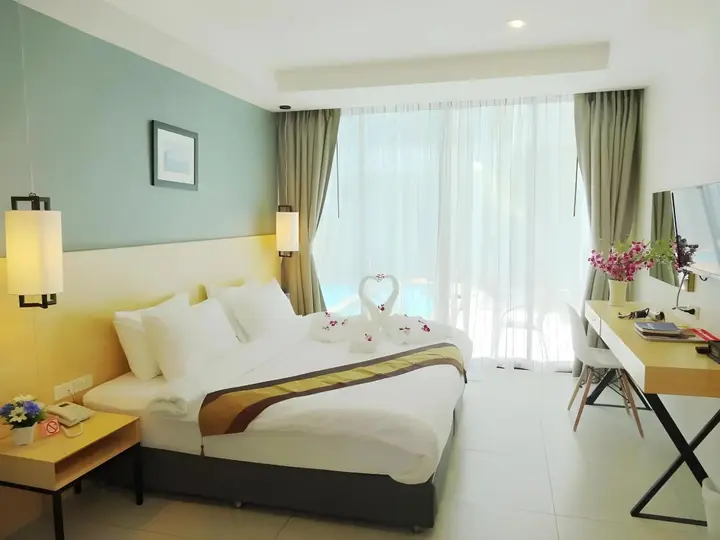 Пхукет: Good Day Phuket
