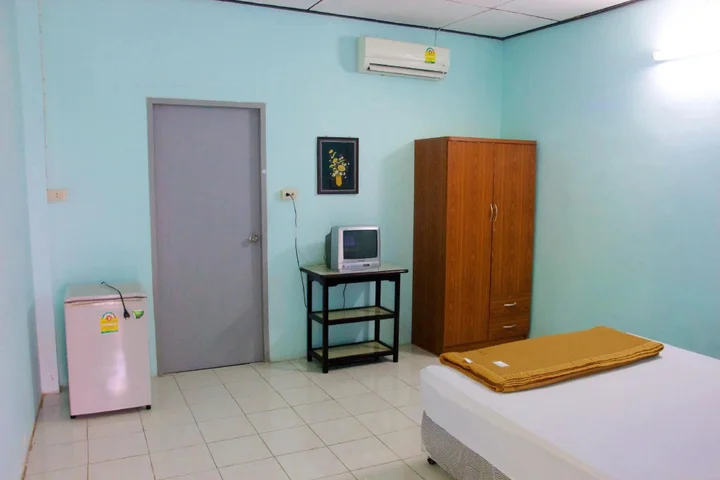 Ко Сичанг: Sichang Shine Khao Resort
