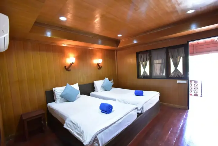 пляж Санрайз: Lipe Power Beach Resort