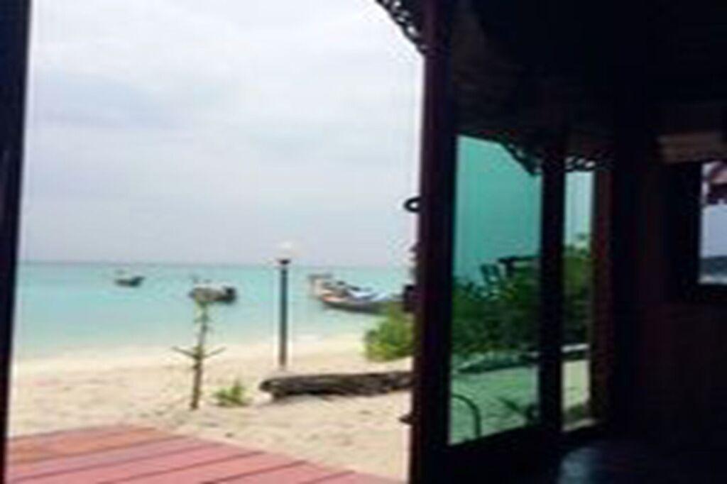 пляж Санрайз: Lipe Power Beach Resort