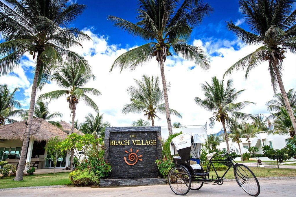 The Beach Village Resort Hotel — фото 1