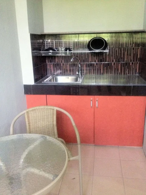 Муанг: Benjamas Place