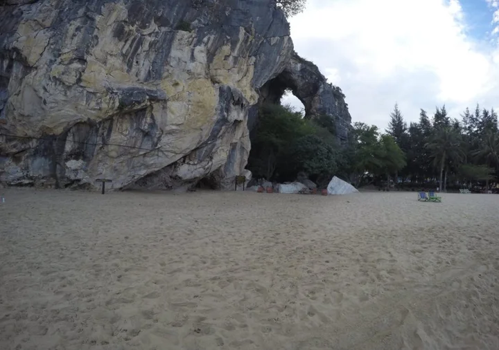 Пранбури : Eywa Beach Zone