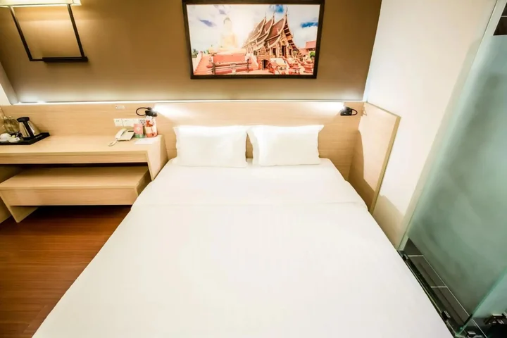 Чиангмай: Chiang Roi 7 Days Inn