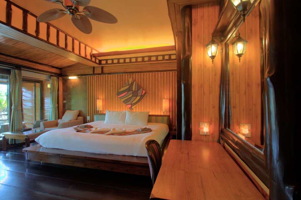 Ко Чанг: Parama Koh Chang