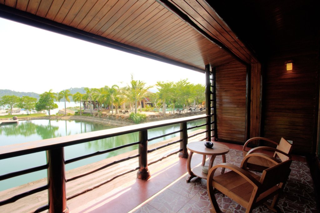 Ко Чанг: Parama Koh Chang