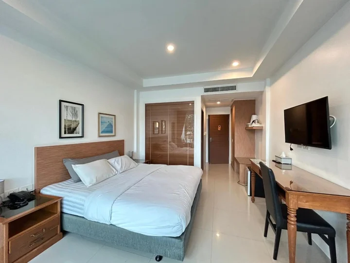 Камала Бич: Clear House Resort