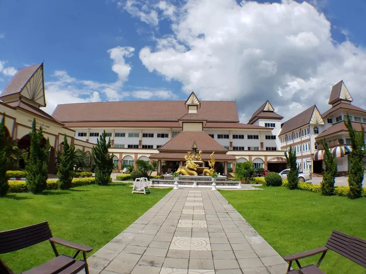 Чумпхэ: Major Grand Hotel