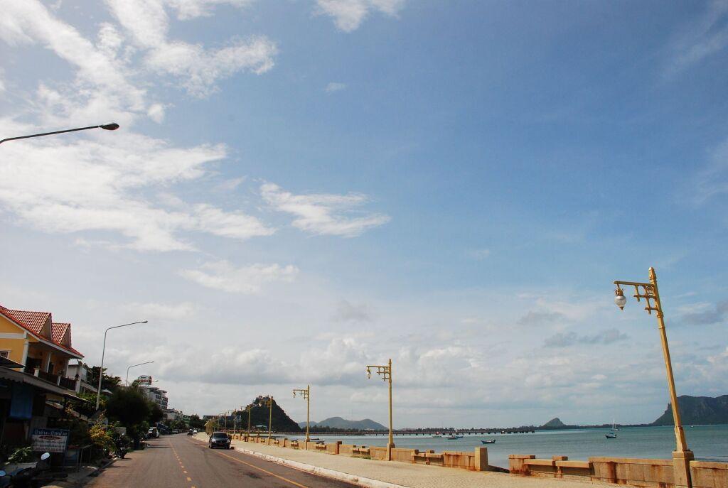 Прачуапкхирикхан: Prachuap Beach Hotel