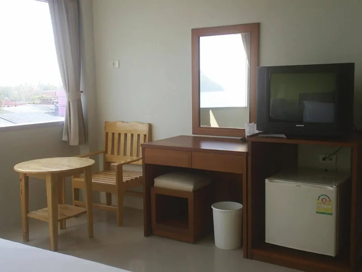 Прачуапкхирикхан: Prachuap Beach Hotel