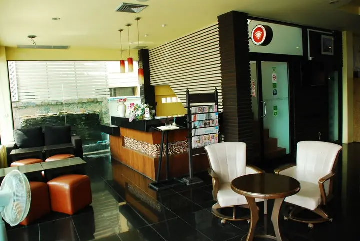 Прачуапкхирикхан: Prachuap Beach Hotel
