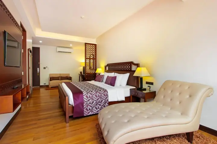 Столичный район Чантхабури: Rimnaam Klangchan Hotel