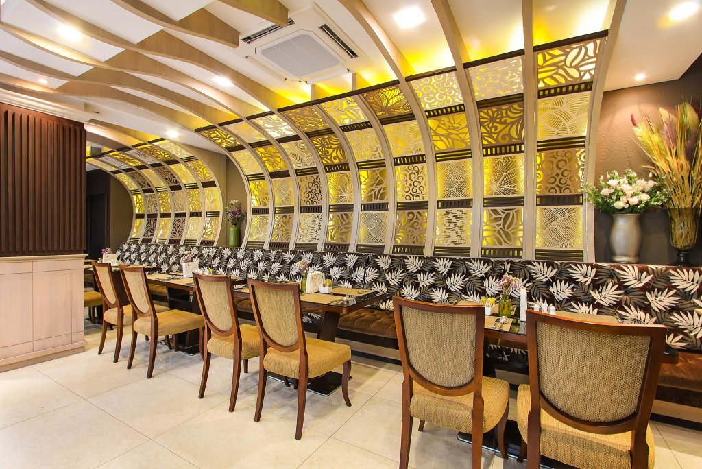 Столичный район Чантхабури: Rimnaam Klangchan Hotel