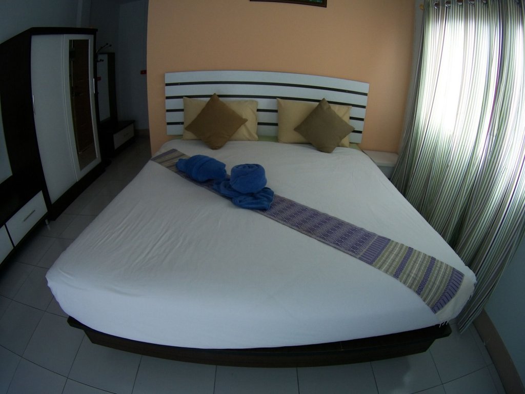 Нан: Rapeepong Hotel
