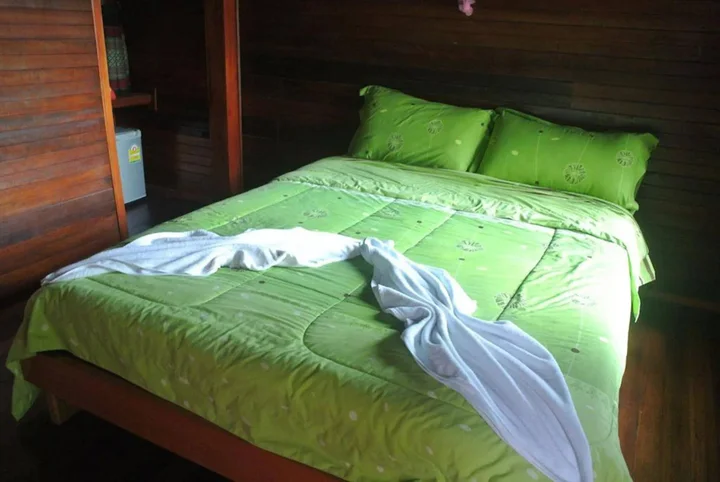 Сураттхани: Ruenthong Resort Surat Thani