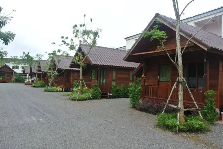 Сураттхани: Ruenthong Resort Surat Thani