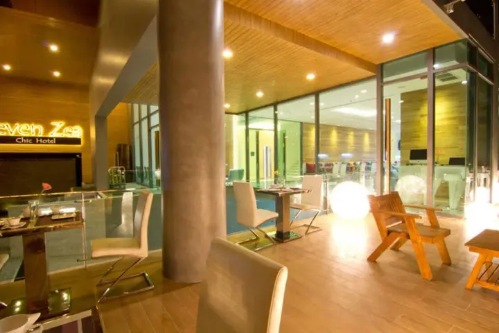 Паттайя: Seven Zea Chic Hotel