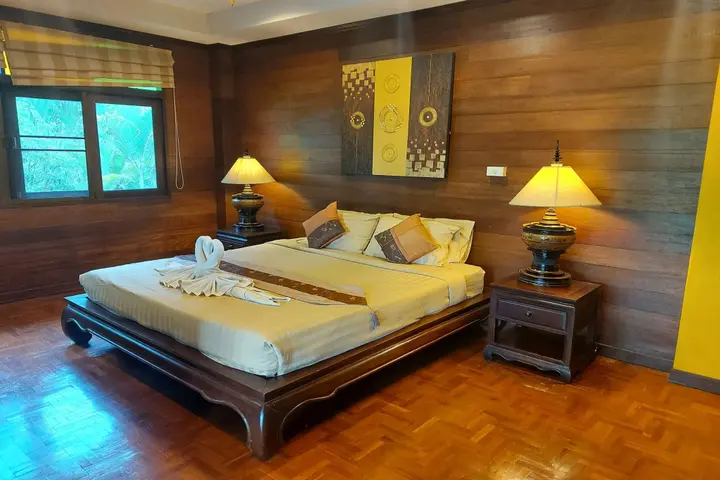 Дой-Сакет: Baan Chai Thung